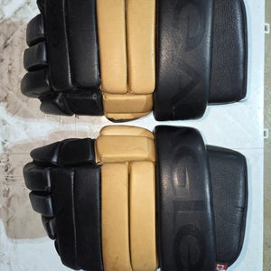 Eagle H34 Gloves 14" (Used)