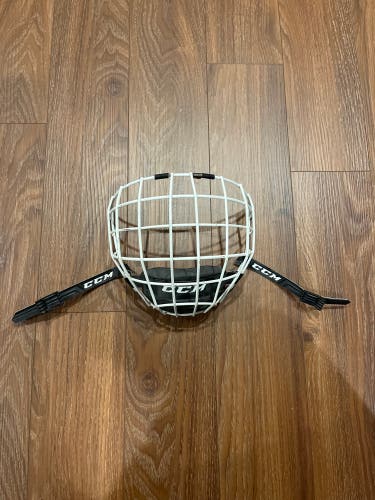 Small CCM FM580 Full Cage (Used)