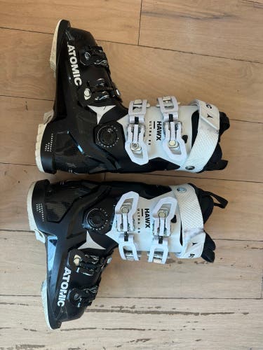 Mondo 22 & 22.5 Women's Atomic Hawx Ultra All Mountain Ski Boots Soft Flex (Used)