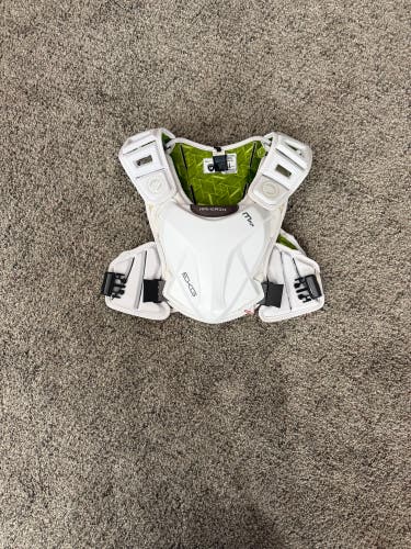 Medium Adult Maverik MAX EKG Shoulder Pads (Used)