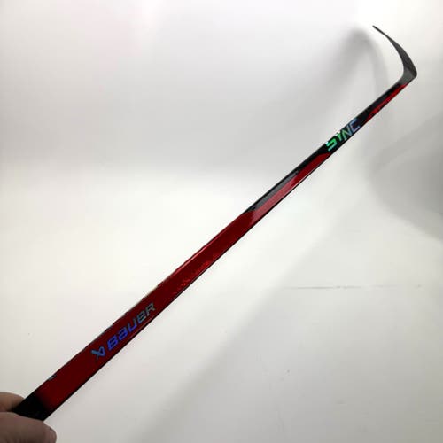 New Right Red Bauer Nexus Sync | 102 Flex P92 Curve Grip | Connor Murphy | BH121