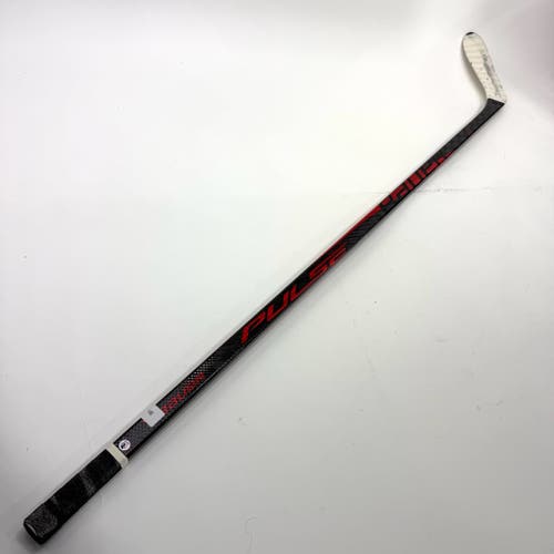 Used Left Red Bauer Pulse | 87 Flex P28 Curve Grip | Matt Gryzelcyk | BH134