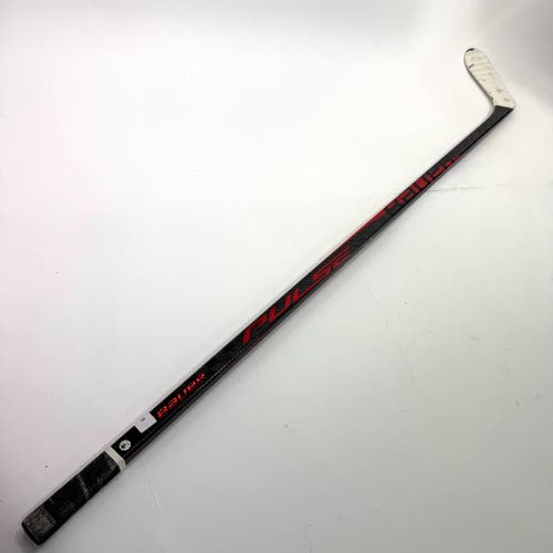 Used Left Red Bauer Pulse | 87 Flex P28 Curve Grip | Matt Gryzelcyk | BH142