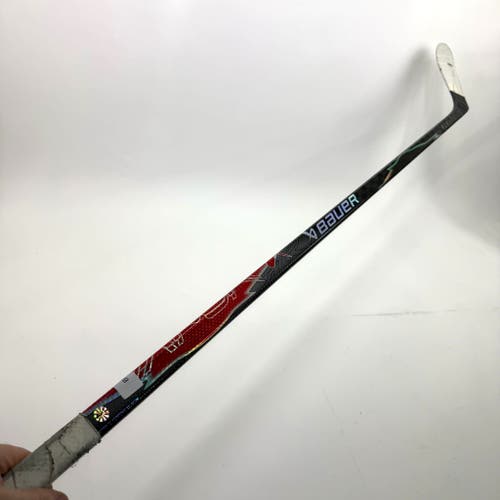 Used Left Red/Black Bauer Flylite | 95 Flex P28 Curve Grip | Colton Dach | BH146