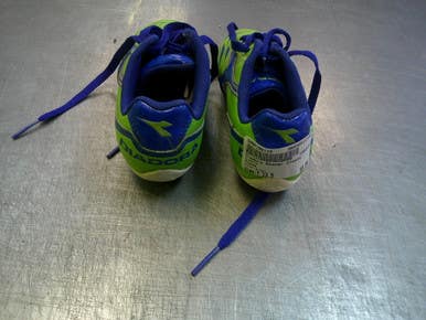 Used Diadora Soccer Cleats Green Youth 13.5 11339-S000199115