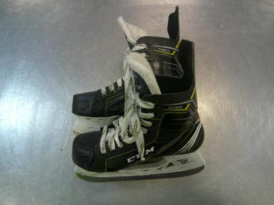 Used CCM 9050 Junior Hockey Skate Junior 03 11339-S000198952