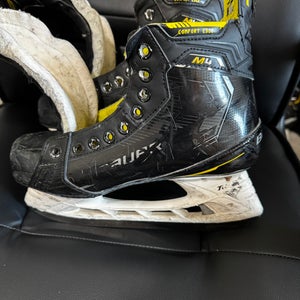 Black 2022 Bauer Hockey Skates 6.5 (Used)