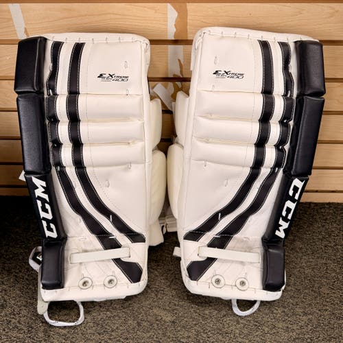 20" CCM Extreme Flex 400 Goalie Leg Pads (New)