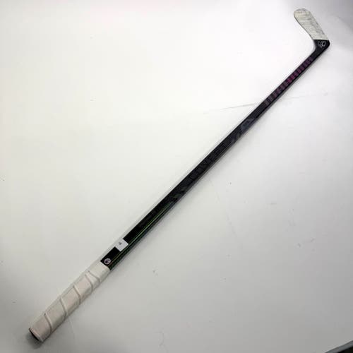Used Left Warrior Covert QR6 Pro | 85 Flex w03 Curve Grip | Lukas Reichel | SIGNED - #BH164
