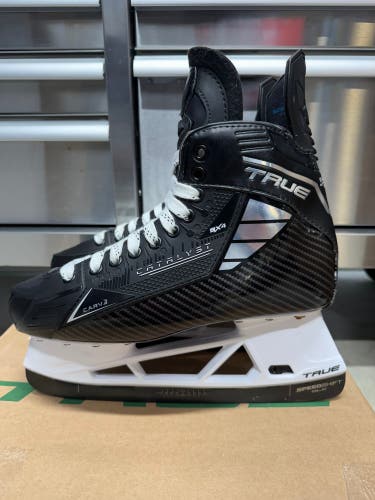 True Catalyst 9x4 Pro Hockey Skates Size 9 Pro Stock 280mm (NEW)