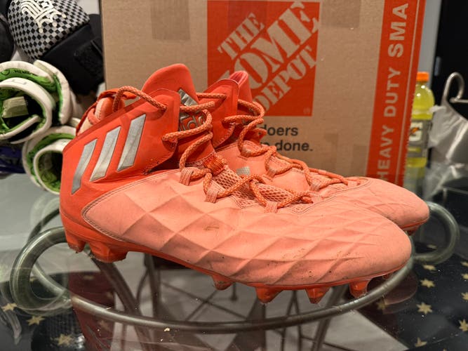 Pink Men's Size M 12.0 (W 13.0) Adult Adidas Molded Cleats Cleats (Used)