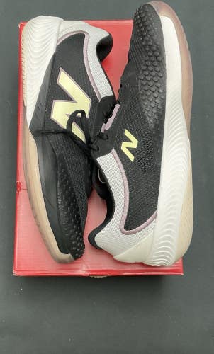 New Balance Mens FuelCell 996v6 Court Shoe Size 10 (Black/White) Worn Once