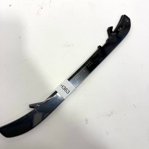 Used Bauer Fly-Ti Steel | 272mm | Chicago Blackhawks Connor Bedard #98 | BH363