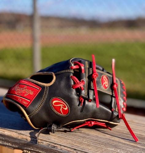 Rawlings Heart of the Hide RHT Baseball Glove 11.75" (Used)