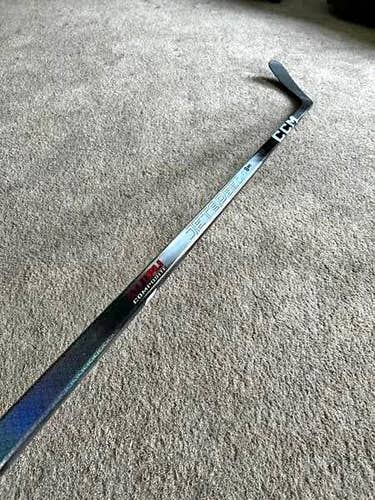 NEW Senior CCM JetSpeed FT8 Pro Left Hand Hockey Stick P28 75 Flex (New)