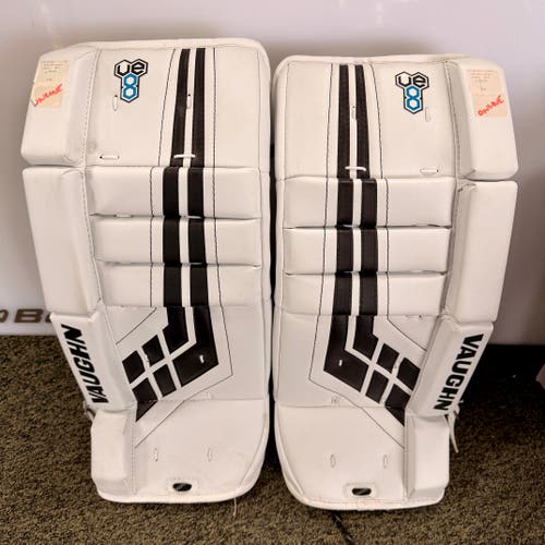 22" Vaughn Velocity VE8 Youth Goalie Leg Pads (New)