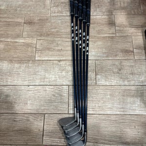 Men's 2021 TaylorMade SIM2 MAX Right Handed Iron Set Regular Flex 5 Pieces Graphite Shaft (Used)