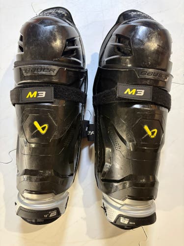 Intermediate Bauer Supreme M3 13" Shin Pads (Used)