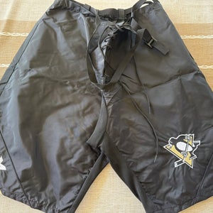 Pittsburgh Penguins Stadium Series Medium CCM PP10 Hockey Pants Pro Stock (New)