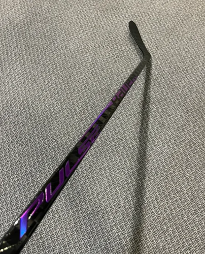 NEW Intermediate Purple Bauer Pulse Left Hand Hockey Stick P28 65 Flex (New)