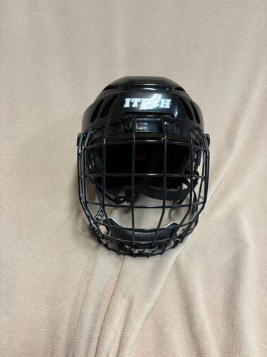 Senior Medium Itech Helmet (Used)