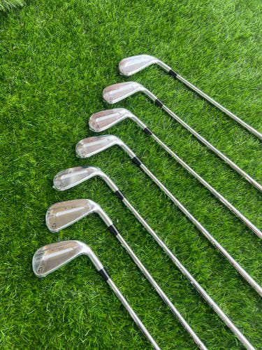 Men's 2025 TaylorMade P-790 Right Handed Iron Set Stiff Flex Steel Shaft (New)
