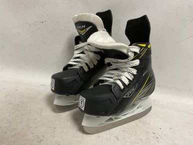 Used CCM TACKS 2092 Youth Hockey Skate Youth 09.0 11855-S000200038