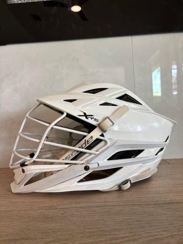Cascade XRS  Lacrosse Helmet White, Size OSFM