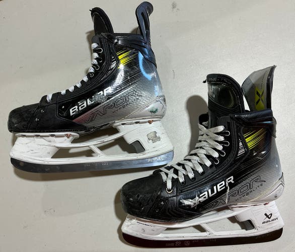 NHL Return Bauer Vapor Hyperlite 2 Pro Stock Size 8 Hockey Skates (Used) 63957