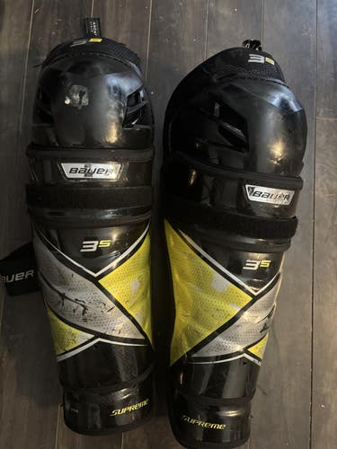 Senior Bauer Supreme 3S 16" Shin Pads (Used)