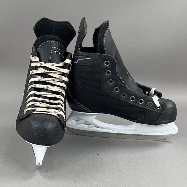 CCM M101 Size 4 Vintage Intermediate Hockey Skates