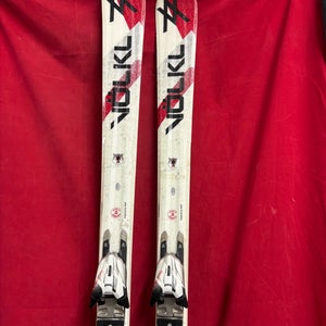 Skis: Völkl Unlimited AC 20 all-mountain skis,  170cm. Bindings: Marker, binding range: 290-343mm