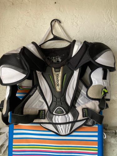 Large Senior Reebok 11K Shoulder Pads Pro Stock (Used)