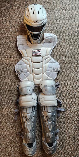 White Rawlings Velo 2.0 Catcher's Set (Used)