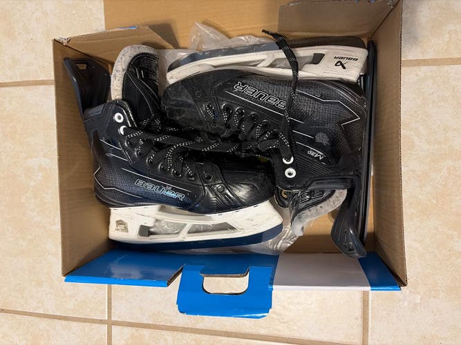 Black 2024 Bauer Supreme M50 Pro Hockey Skates Pro Stock 7.5 (Used)