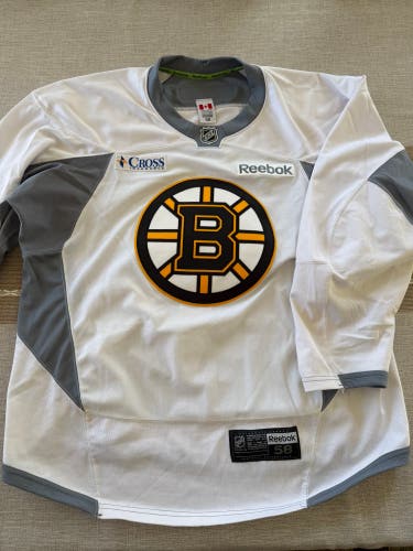 Boston Bruins White Size 58 Men's Reebok Pro Stock Practice Jersey (Used)