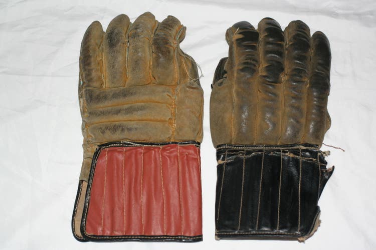Vintage Antique 40's CCM Leather Playmaker Hockey Gloves Made In Canada