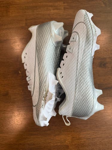 Men's Size M 11.0 (W 12.0) Nike Vapor Edge Speed 360 Low Top (Used)