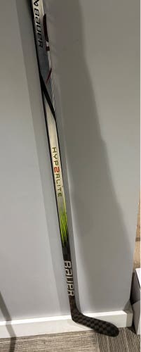 Senior Bauer Vapor Hyperlite 2 Left Hand Hockey Stick P28 65 Flex (Used)
