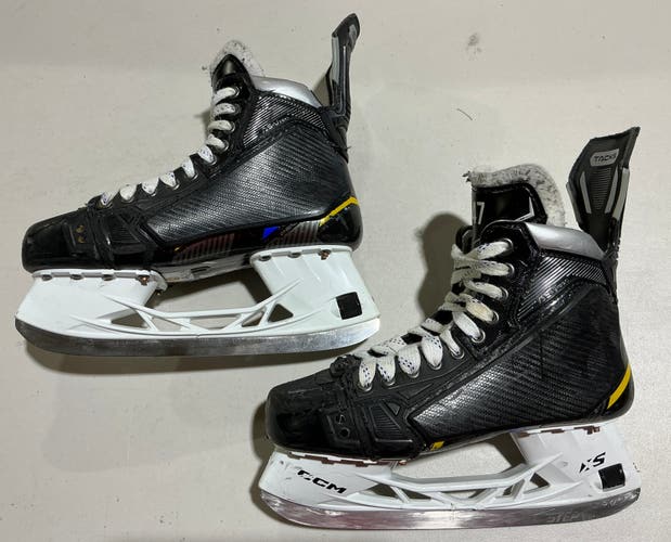 WHL Return CCM Tacks AS-V PRO Pro Stock Size 9 Hockey Skates (Used) 98731