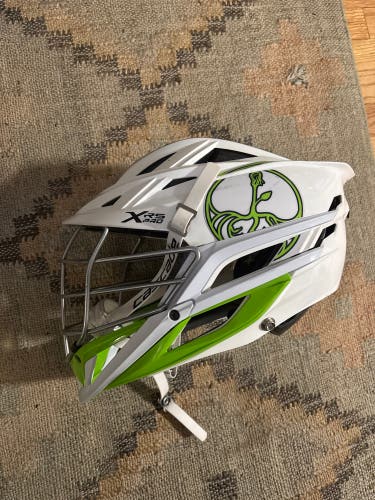 Cascade XRS Pro Helmet (Used) Green/White