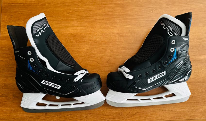 Bauer Vapor VOLT Hockey Skates 8 (New)