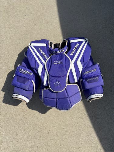 Large Custom Vaughn Ventus SLR2 Pro Carbon Goalie Chest Protector Pro Stock (Used)