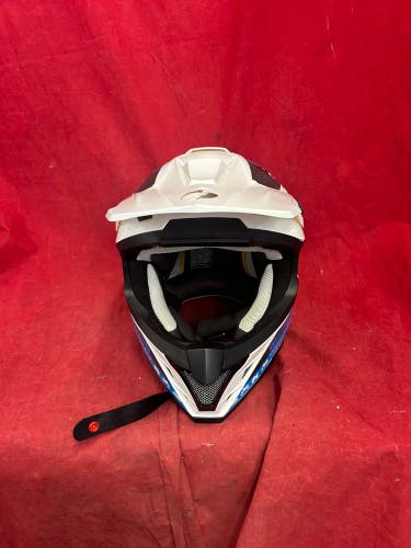 Scorpion white Exo scream Vx-34 Exo Size Large 59-60cm like new