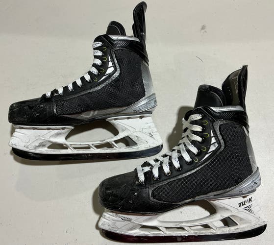 NHL Return Bauer Vapor Hyperlite Pro Stock Size 10.5 Hockey Skates (Used) 77482