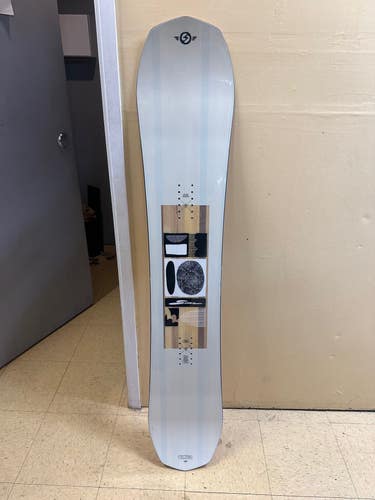 Sims Vanilla Snowboard 149 cm (Used twice as a demo)