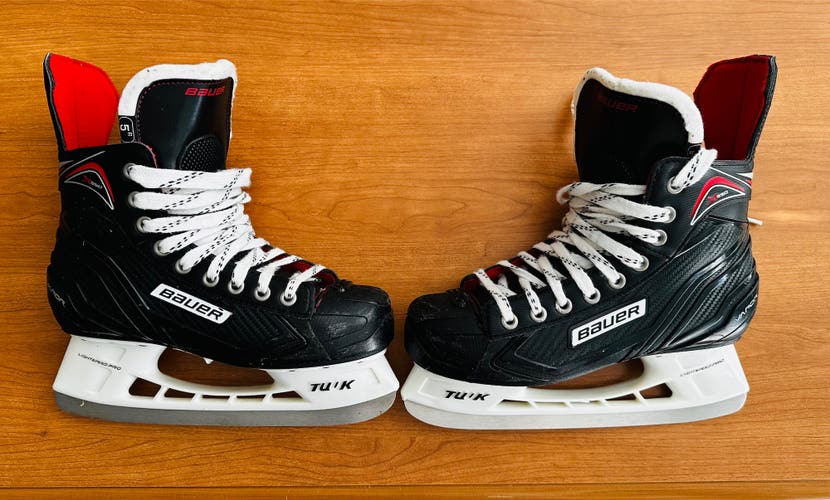 Bauer Vapor X350 Hockey Skates Size 5 (Used)
