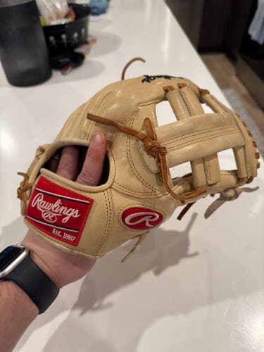 Rawlings Heart of the Hide RH Infield Baseball Glove 11.5" (Used)
