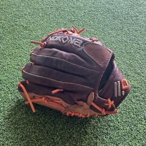 Nokona RH Infield S-200 Baseball Glove 11.25" (Used)