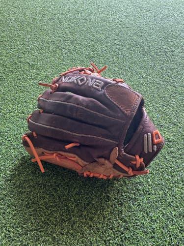 Nokona RH Infield S-200 Baseball Glove 11.25" (Used)
